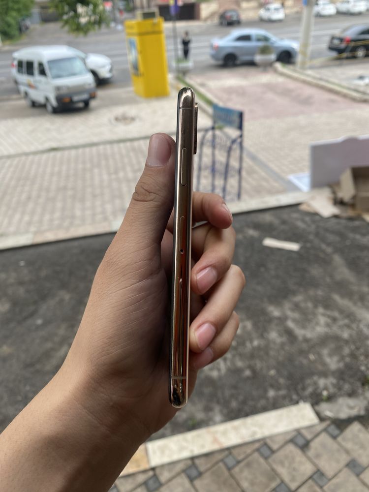 Iphone XS gold 256