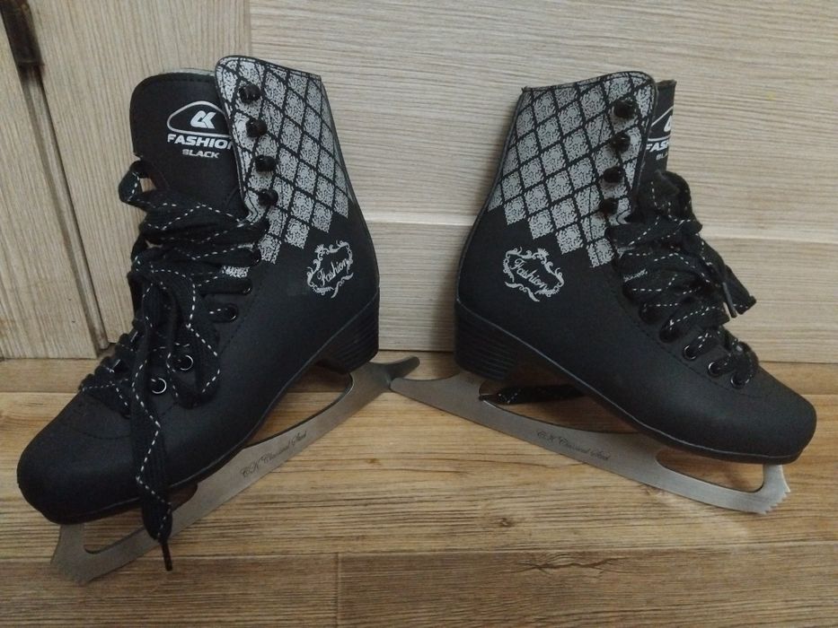 Коньки детские, 32 размер