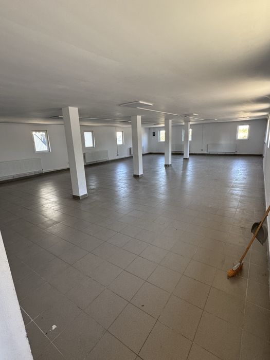 Inchiriez birouri + hala depozitare