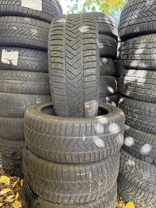 255/45/19”Set 4 buc PIRELLI.anv M+S Iarnă.Impecabile.