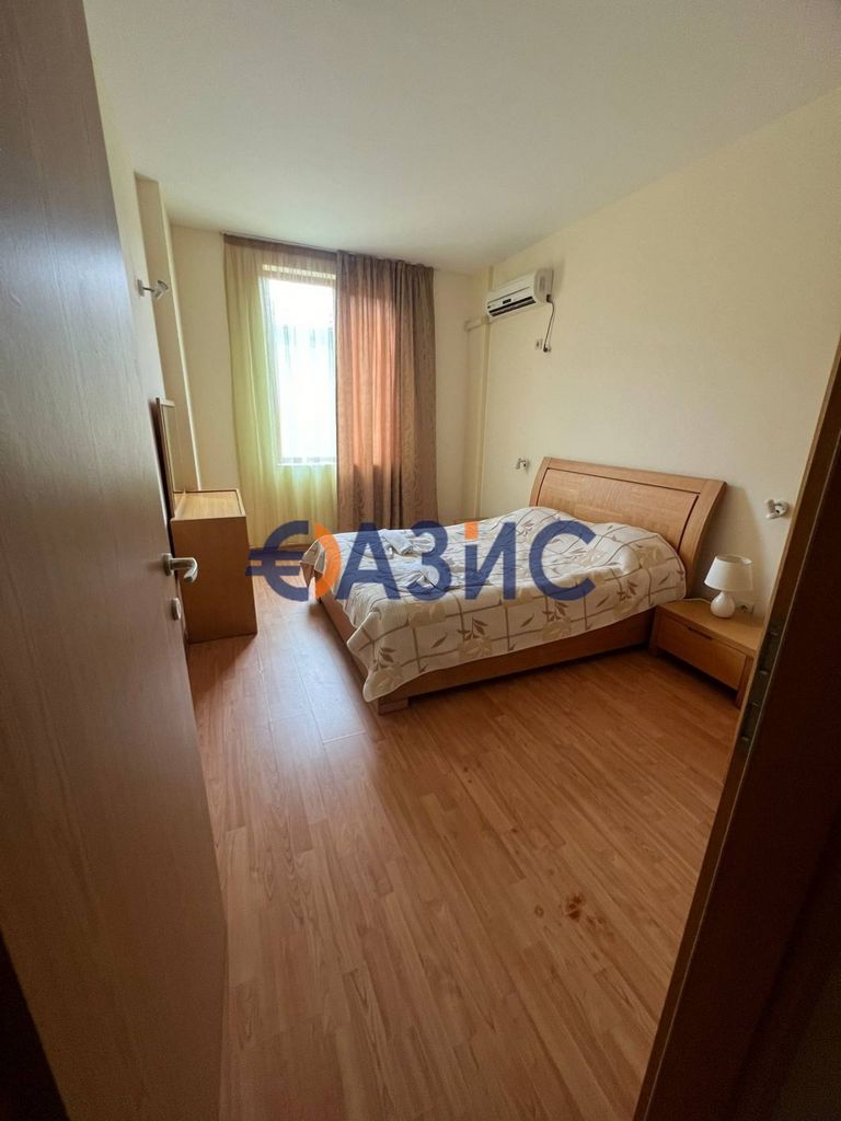 Продава се Тристаен апартамент в Свети Влас - 110 кв.м за 1273 €/кв.м - Снимка #8