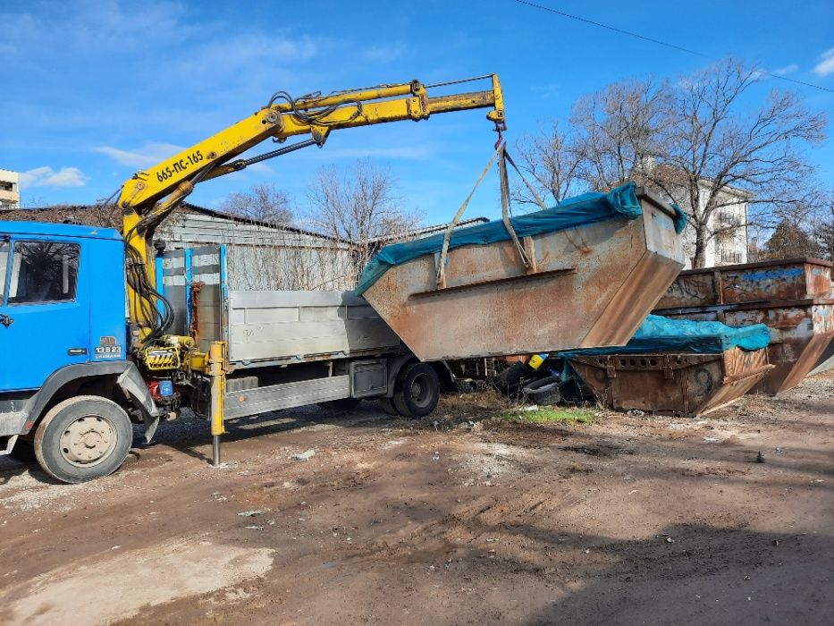 камион с кран и бус с кран транспортни услуги