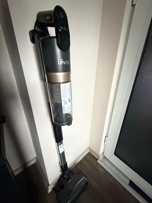 ПРОМО!! Вертикална прахосмукачка Levoit LVAC-200
