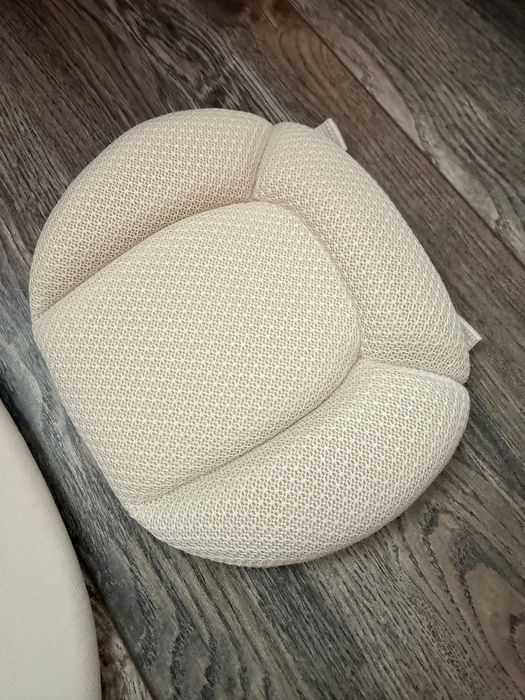 Продавам подложка за новородено за количка  Cybex newborn nest