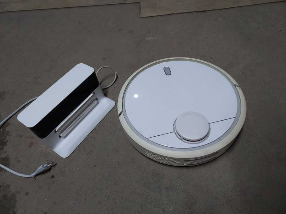 продаю умная уборщик сос хорошо