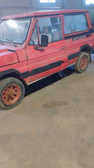 Vând ARO 10 două bucăți