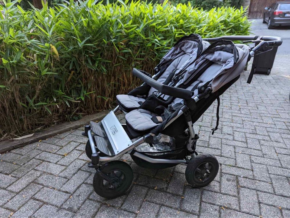 Kоличка за близнаци Mountain Buggy Duet