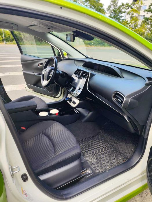 Такси на аренда към Taxi Me,Toyota Prius Prime..Taxi,Pod naem,Под наем