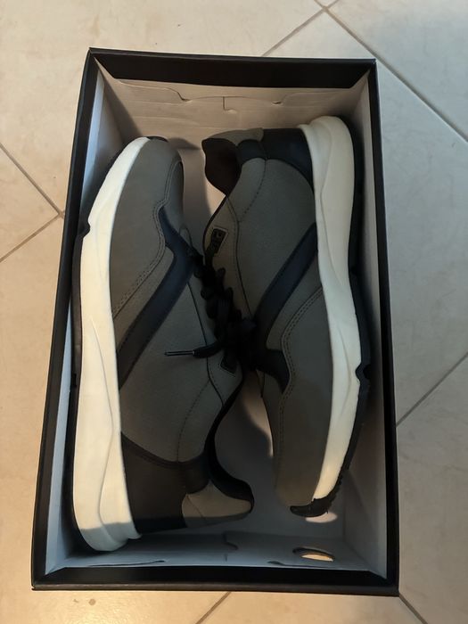 Нови мъжки обувки