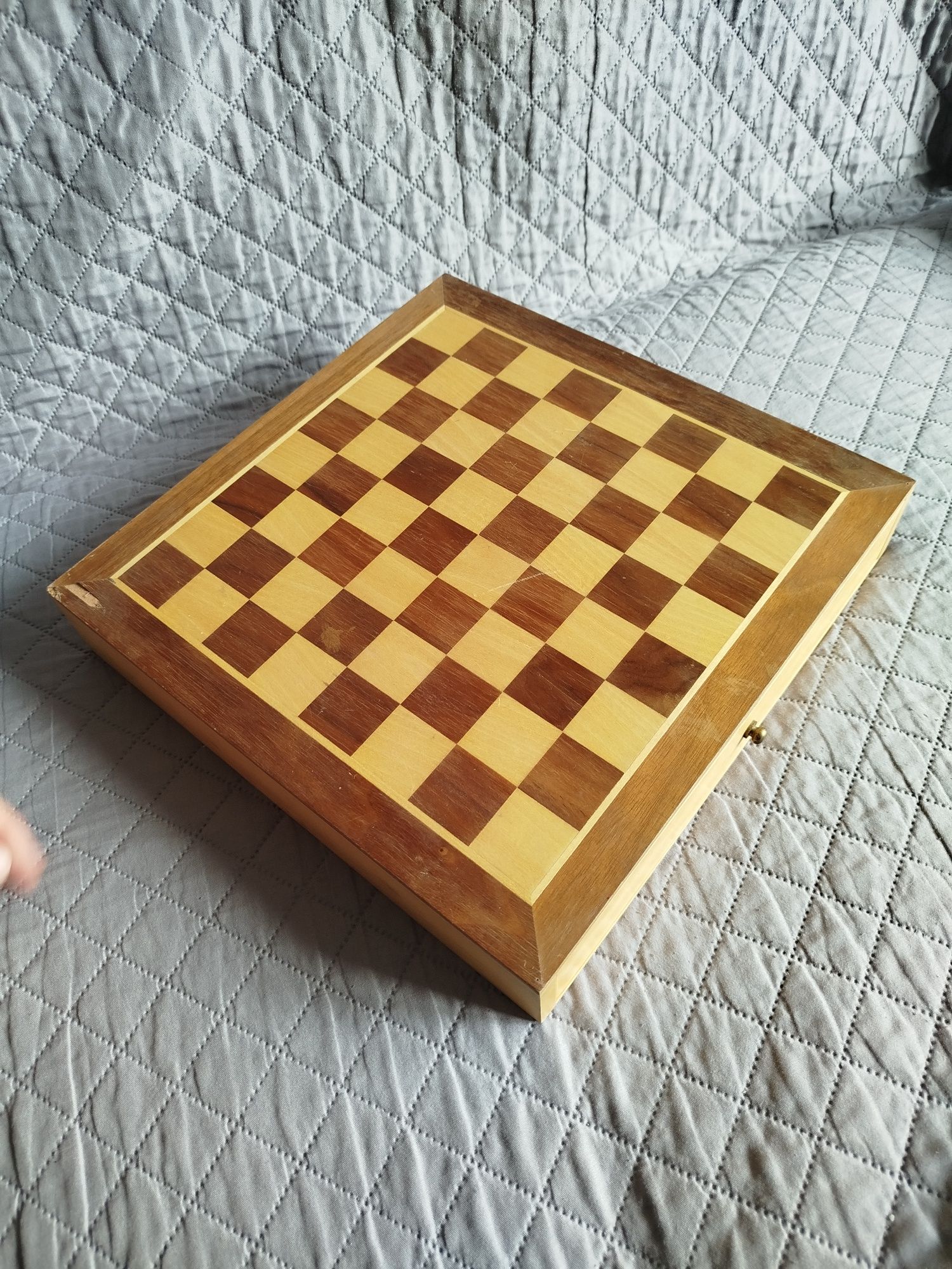 Класически дървен шах