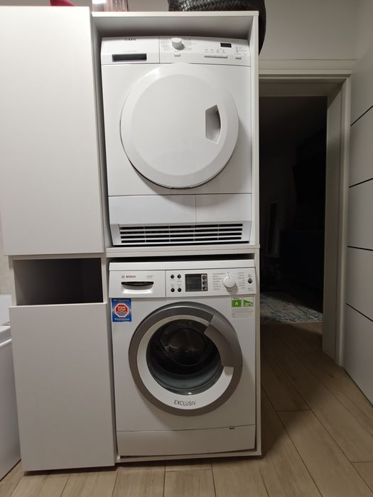 Mașină de spălat rufe și uscător