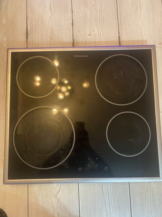 Plita electrica electrolux in stare de fumctionare