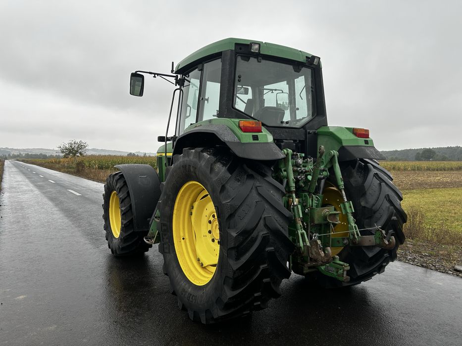 Tractor John Deere 6910 145 cp