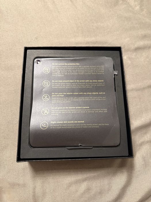 Huawei Mate X6 – 512 GB Nebula Red | Stare excelenta