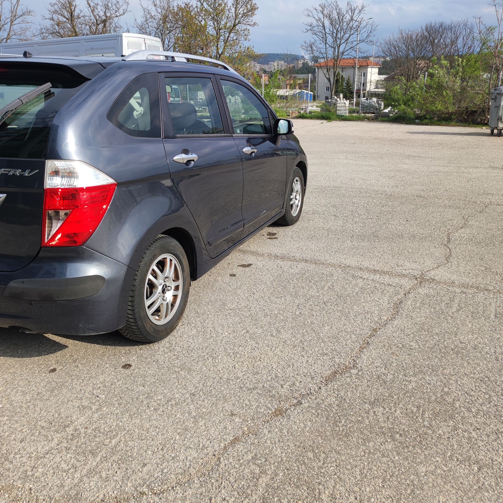 Honda  FR- V  1.7 i VTEC Comfort