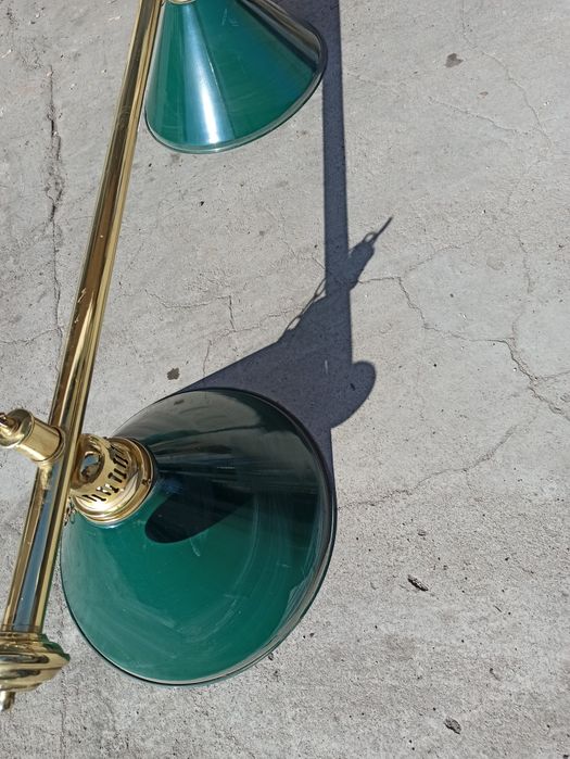 Лампа за билярдна маса