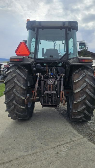 Tractor Massey Ferguson 6170 Cu Priza și tiranti frontali
