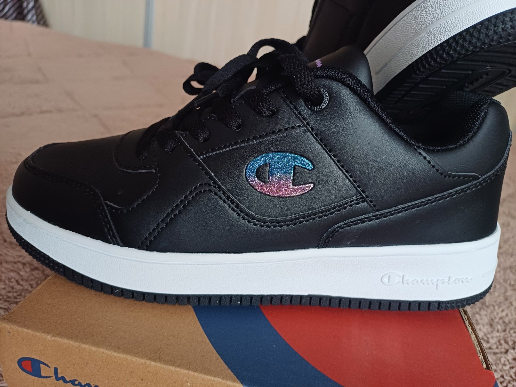 Сникъри Champion 38.5 / 24.5 см