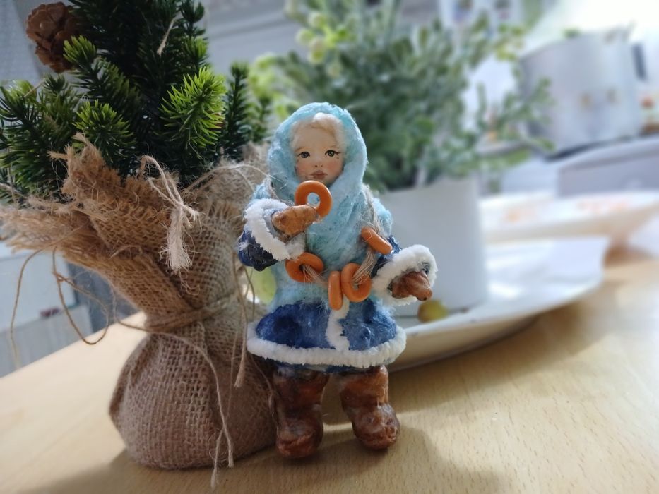 Елочная игрушка с льняной ваты