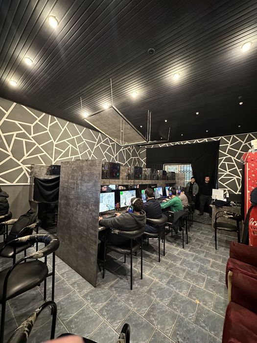 Tayoor biznes sotiladi