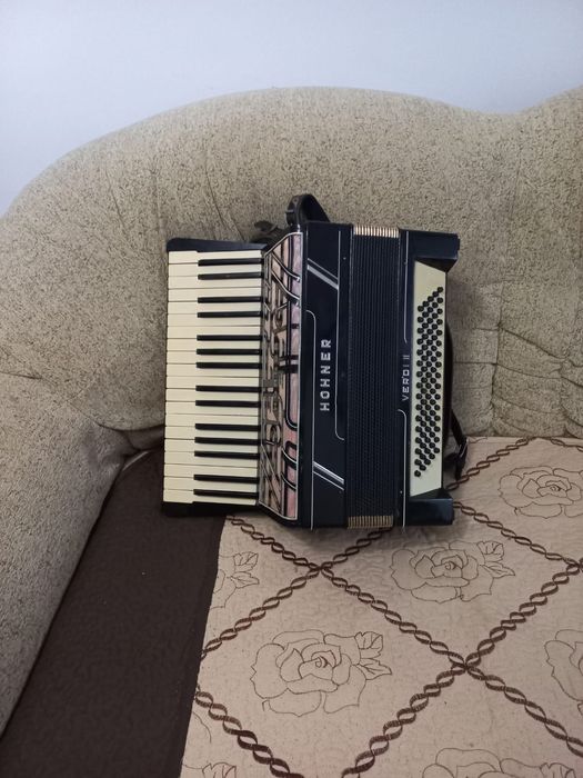 Acordeon Hohner Verdi.