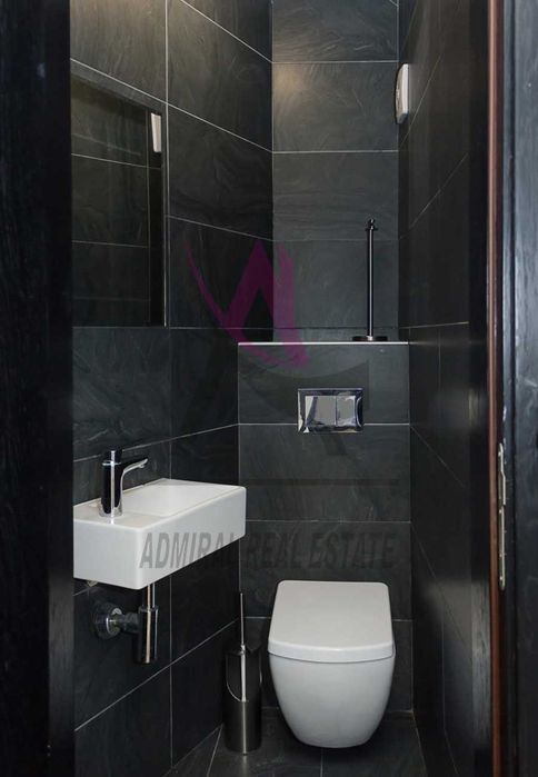 Естетика и Класа! Топ Локация! Тристаен- Гръцка Махала