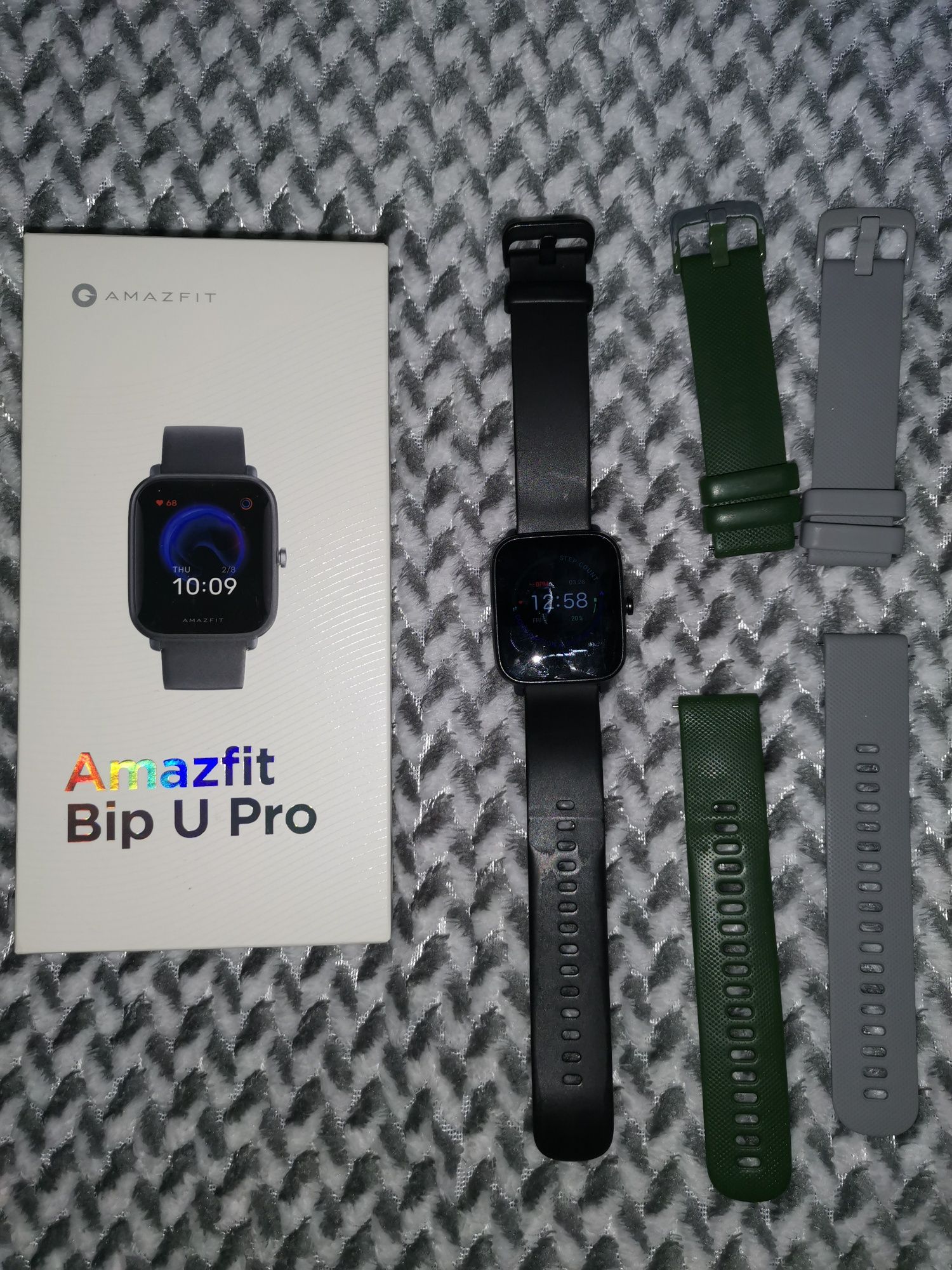 Смарт часовник Amazfit Bip U Pro Black