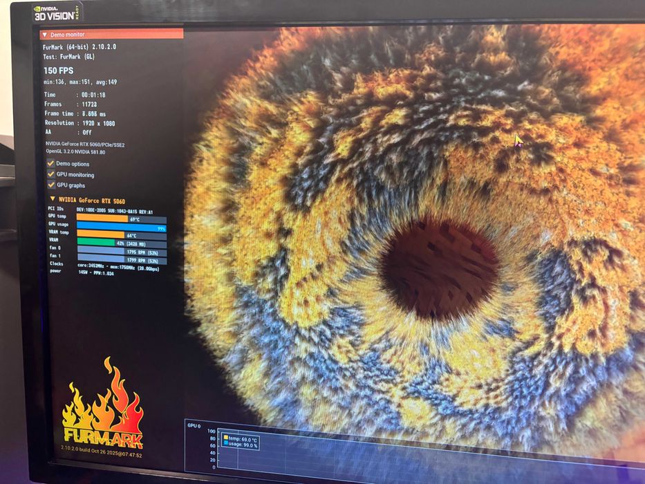 Sistem Gaming I5-13400  RTX 5060  Monitor 144Hz 1Ms Accesorii