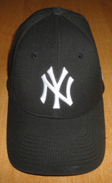 Шапка на New York Yankees