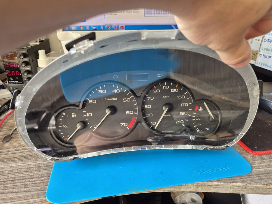 Километраж Peugeot 206 с 2 букси 250 000км