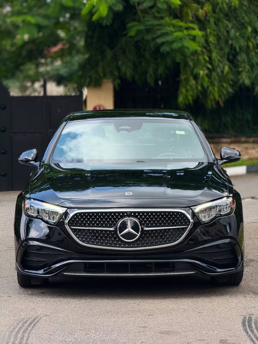 Новый! Mercedes-Benz E450 sedan