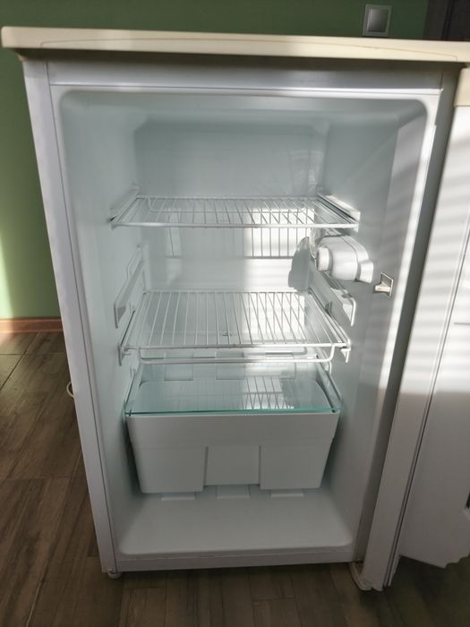 Хладилник марка Smeg