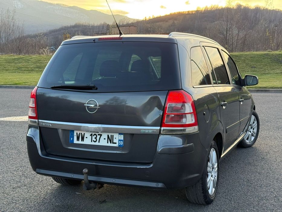 Opel Zafira ~ 2012 ~ Euro 5 ~ 1.7 Diesel