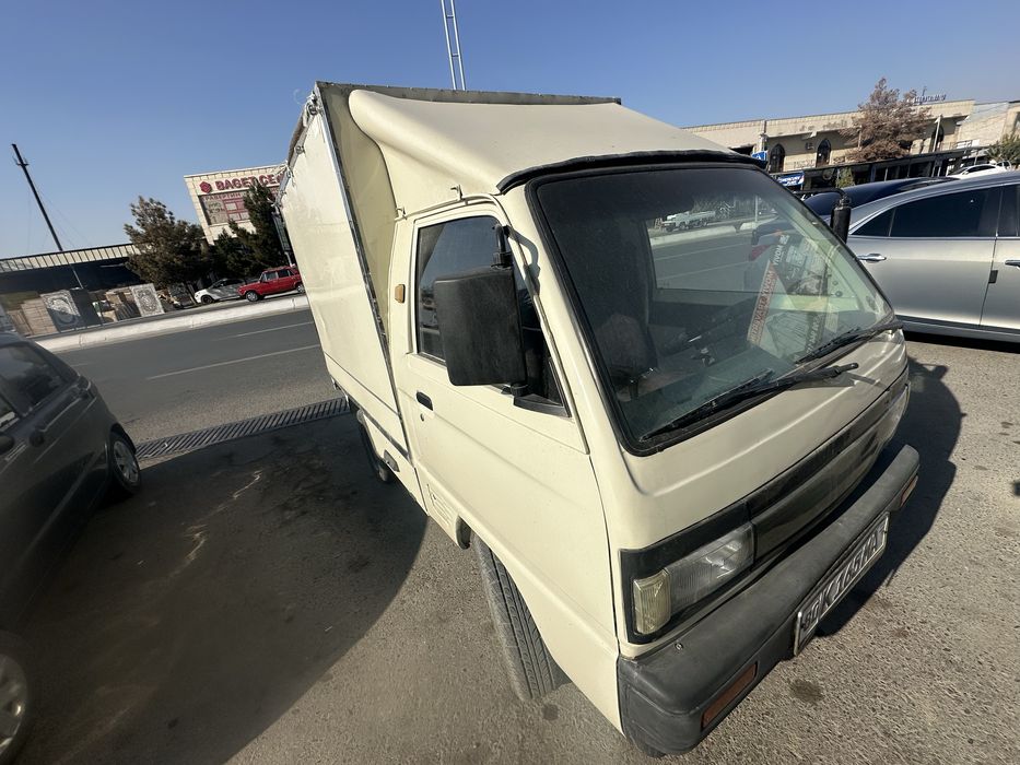 Продается лабо  2004 года сделан капитальный ремонт ходовых