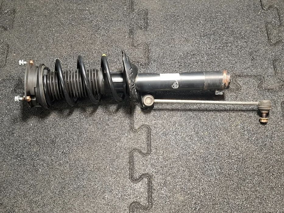 Amortizor cu arc stanga fata VOLKSWAGEN PASSAT Variant 3G5 2014 - >2.0