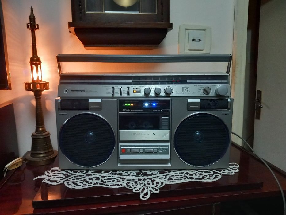 Radio casetofon Aiwa CS-600