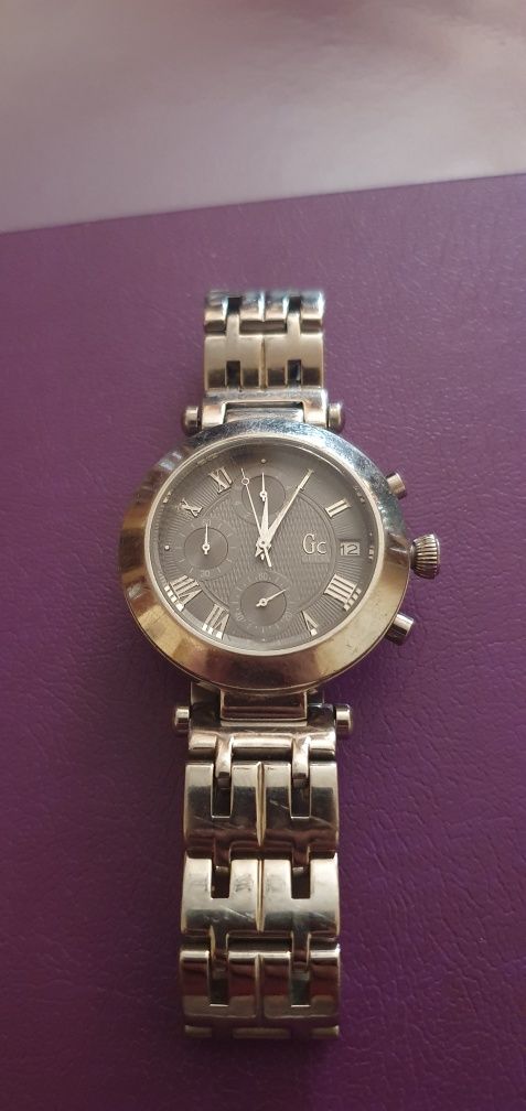 Ceas damă Guess G22512G impecabil