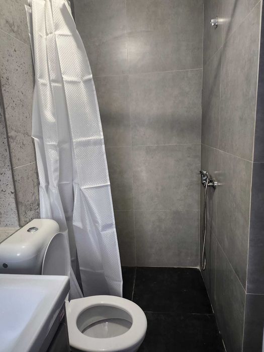 Отдавам под наем студио