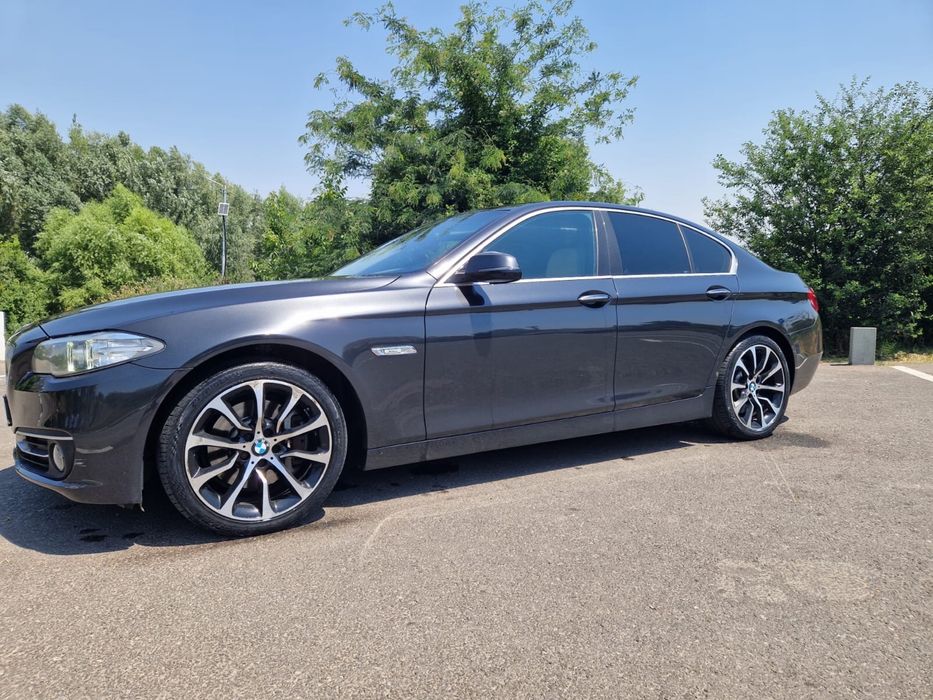 Autoturism BMW F10 530d xDrive 2014
