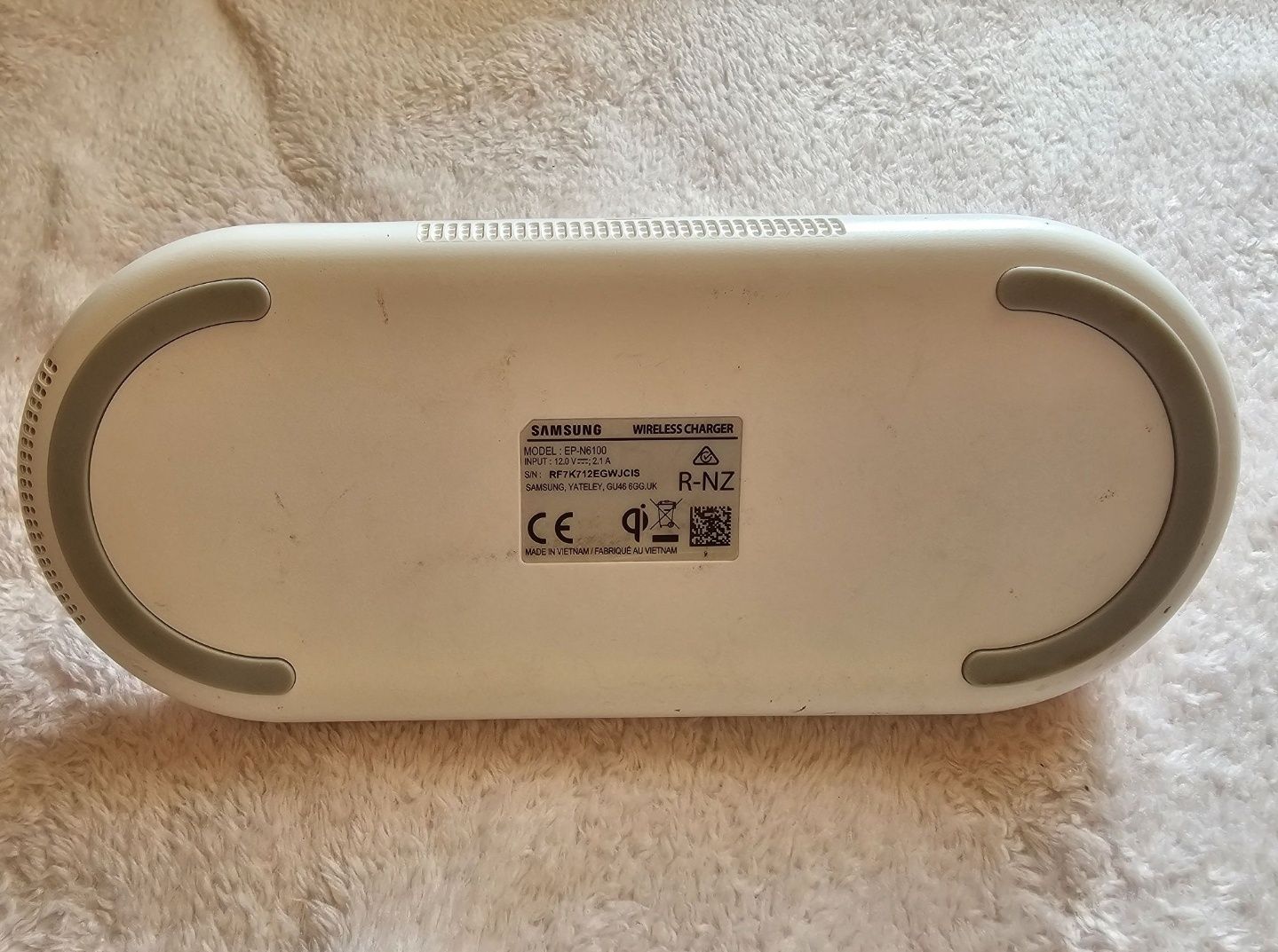 Samsung  incarcator Wireless EP-N6100