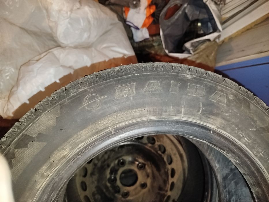 Продам зимние баллоны в количестве 2шт.