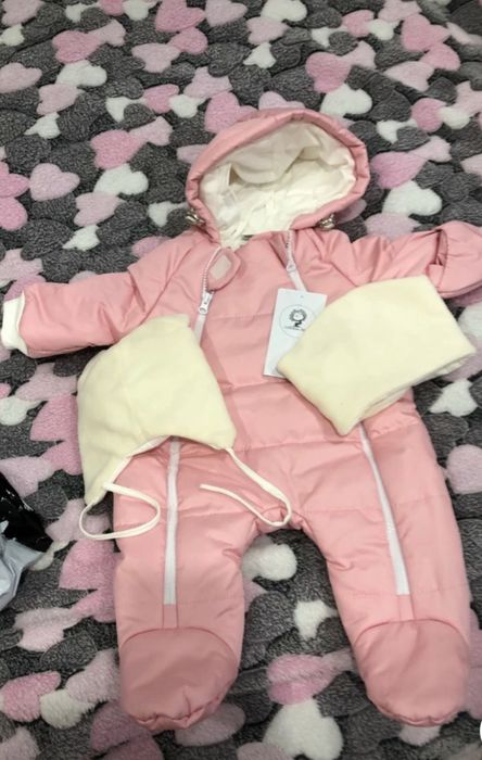 Продам демисезонный комбинезон