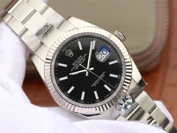 Rolex DateJust Silver 41mm Automatic Swiss 1 la 1