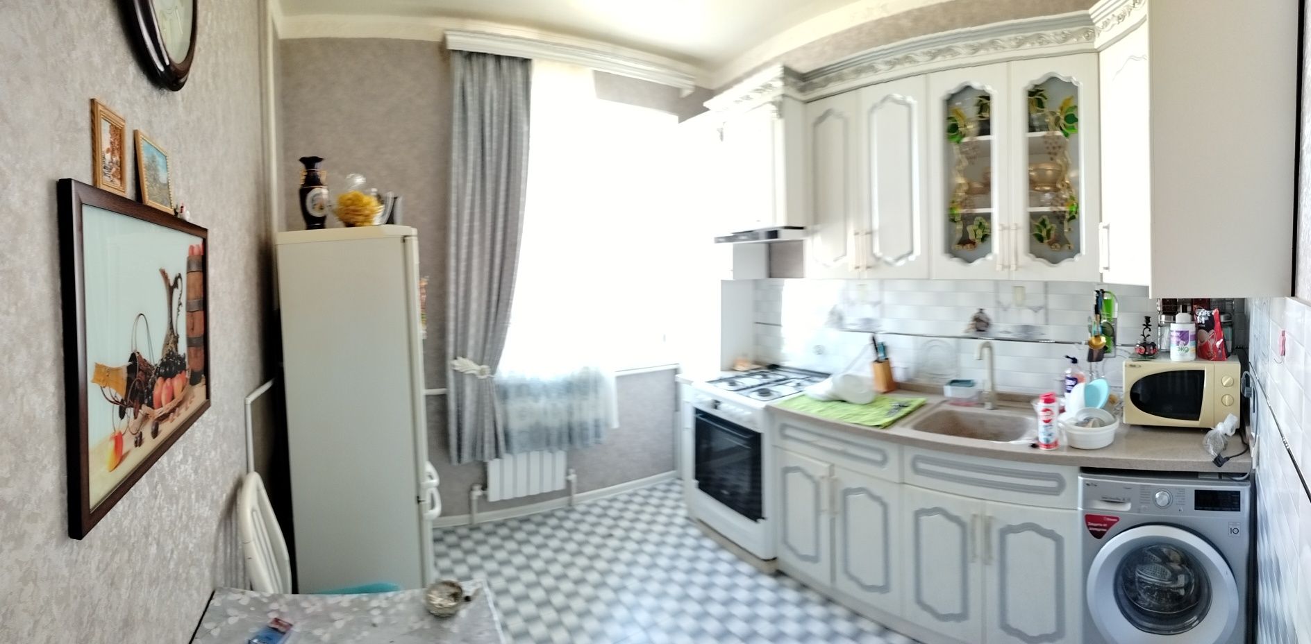 Продаётся квартира, ориентир 39 колледж, Аббос аптека. новостройка, дв