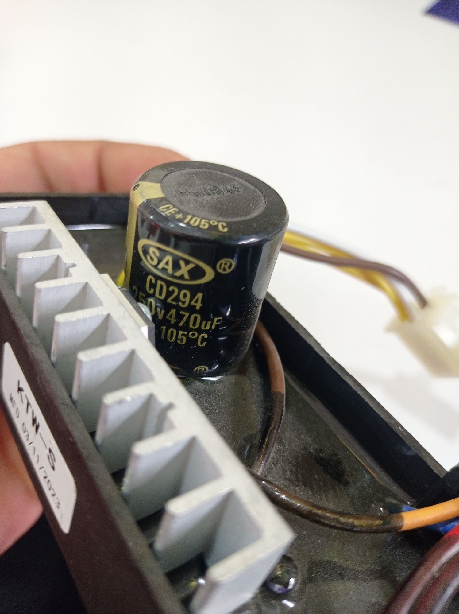 AVR для саковых дизелных генераторов новый .