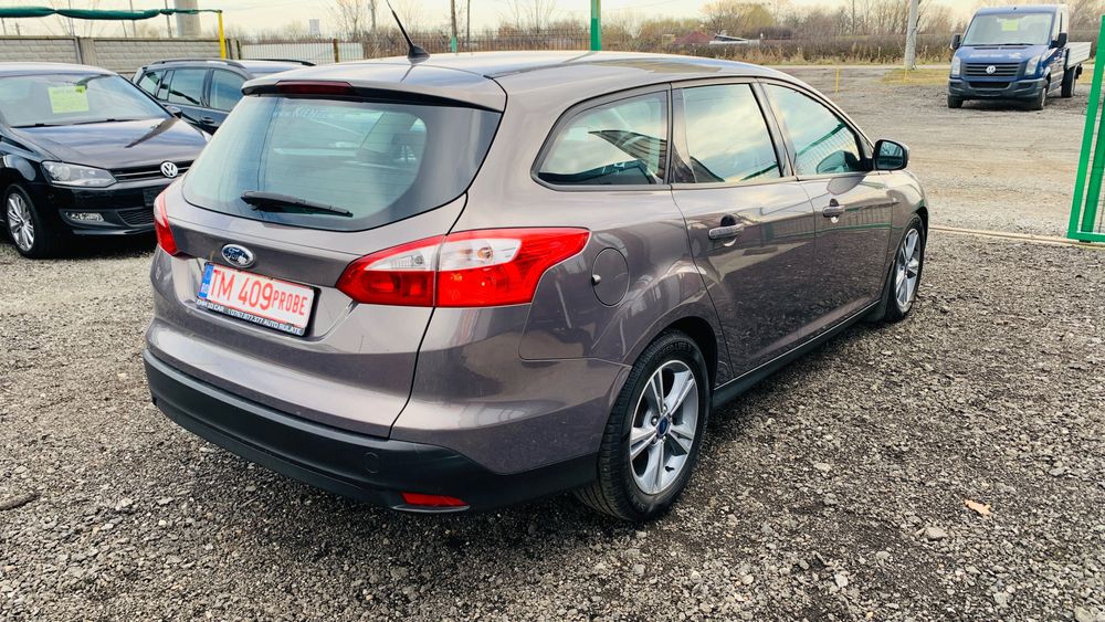Ford Focus 3 Turnier/Combi 1.6 TDCi EURO 5 * CLIMATRONIC * AN 2013