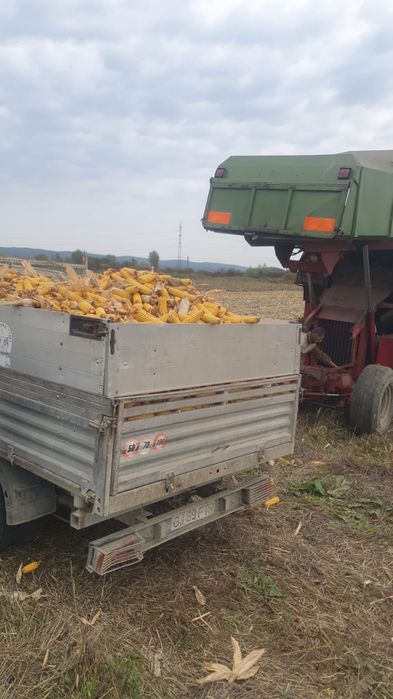 Culegatoare de porumb Bourgoin pe 4 randuri