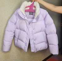 Продается брендовая зимняя куртка для девочек.