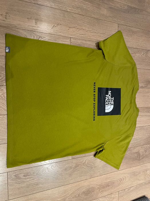 The North Face Red Box, ОРИГИНАЛНА тениска, цвят кахи , размер: L и XL