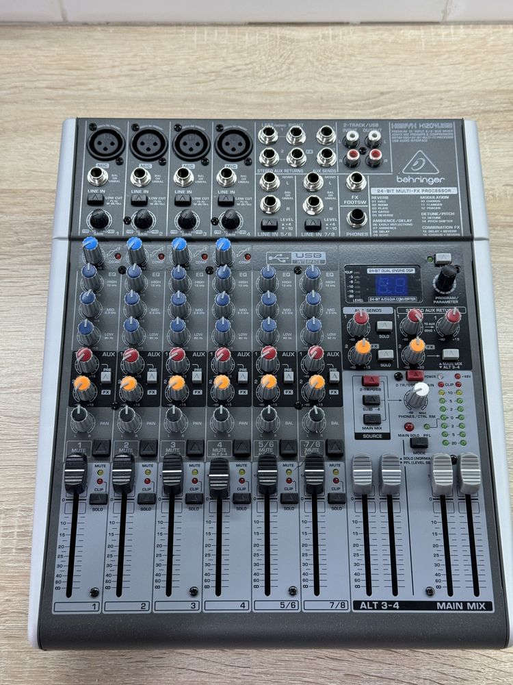 Behringer x1204 usb